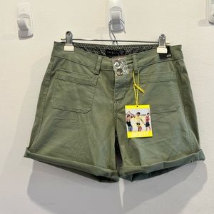 One5one Mid Rise Green Shorts